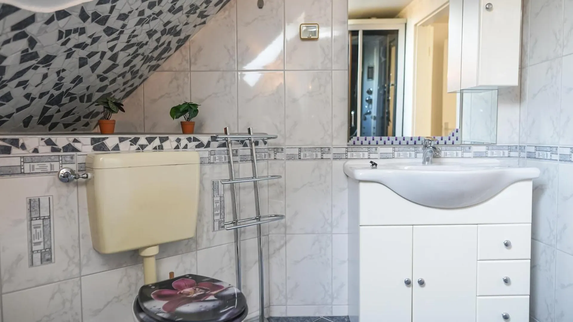 Spacious House With 5 Rooms Wien 0*,