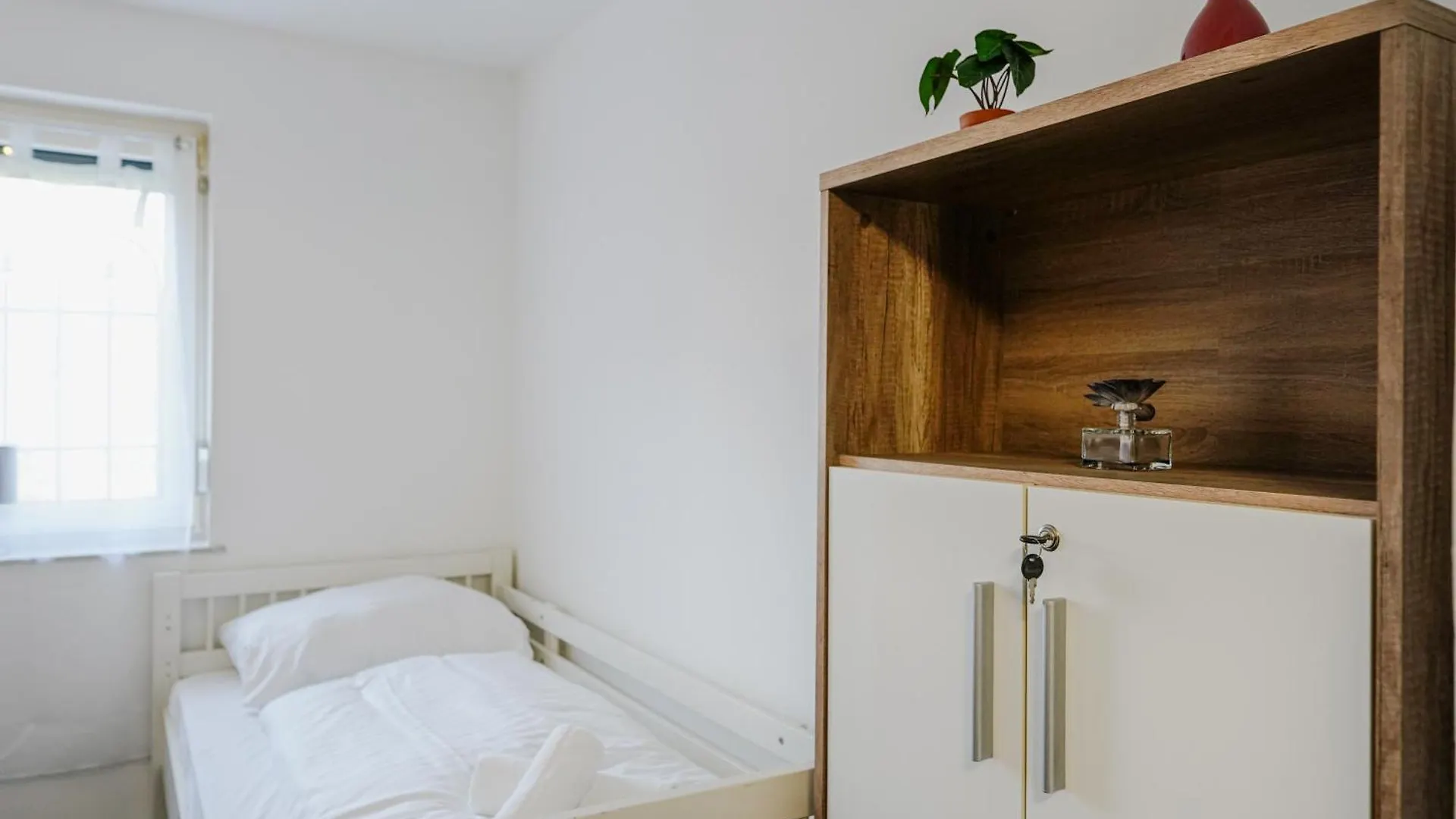 Spacious House With 5 Rooms Vienna