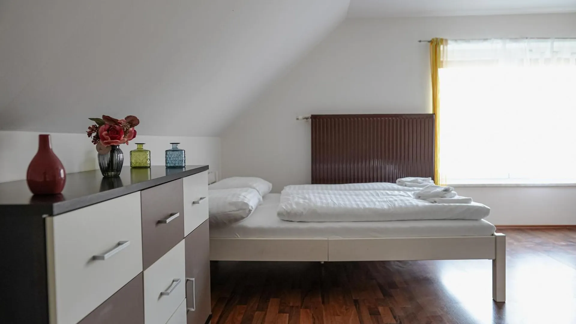 Spacious House With 5 Rooms Wien Feriehus