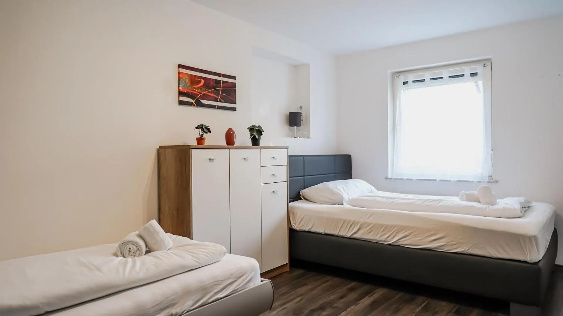 Spacious House With 5 Rooms Wien