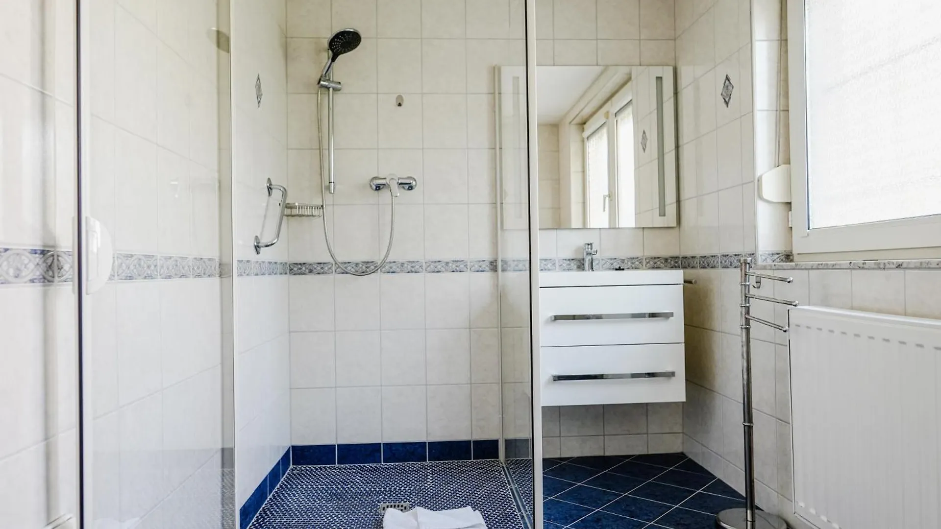 Feriehus Spacious House With 5 Rooms Wien